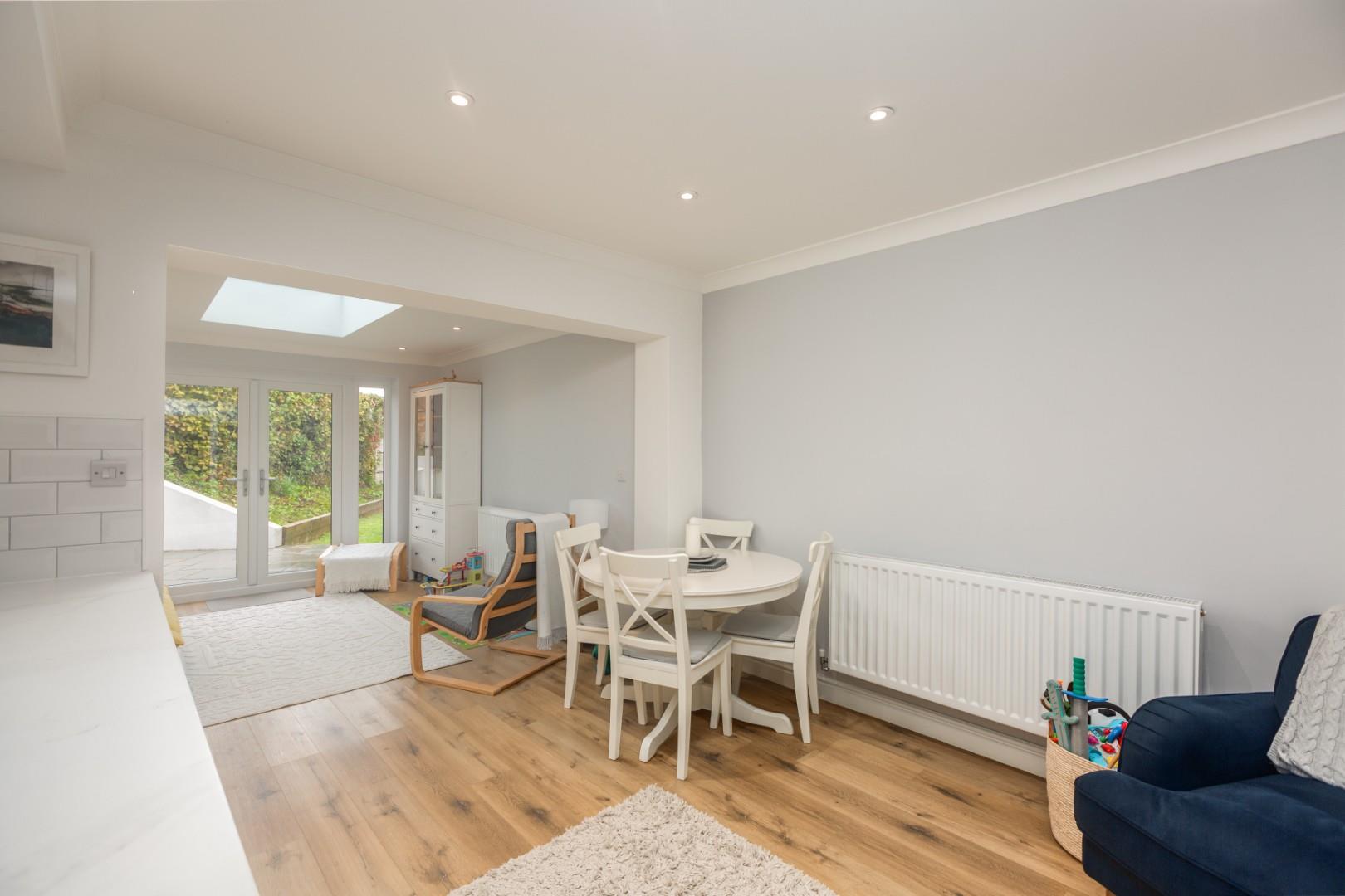Croftfield Crescent, Newton, Swansea, SA3 4UL